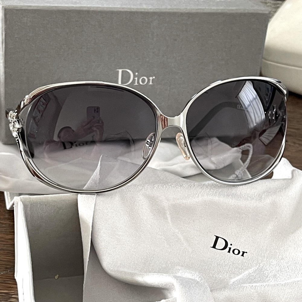 Dior Silver and Black Sunglasses with Sleek Design